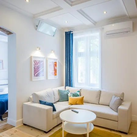 Comfortable By Market Square With Ac As S4a Daire