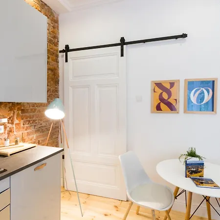 Appartement Comfortable By Market Square With Ac As S4a