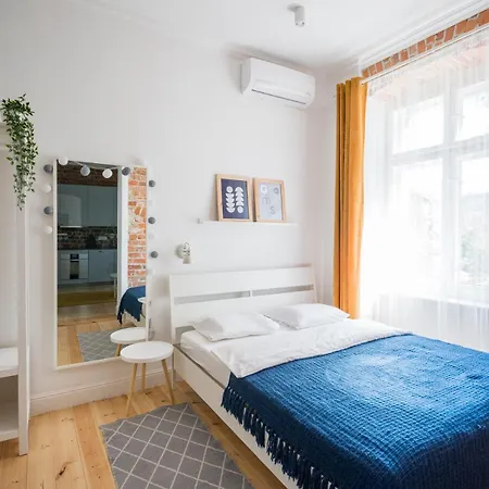 Appartement Comfortable By Market Square With Ac As S4a Wrocław